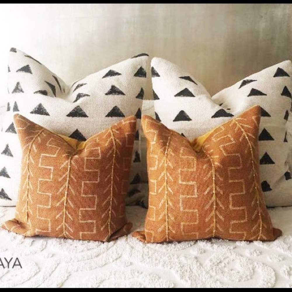 COPY - Rust Mudcloth African Arrow tribal Pillow …
